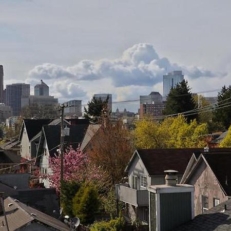 Central Modern Home With Rooftop Seattle Extérieur photo